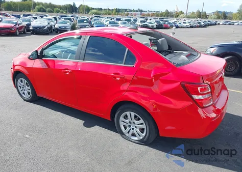 2018 Chevrolet Sonic Ls Manual z USA, uszkodzony, nr VIN 1G1JA5SG5J4119268